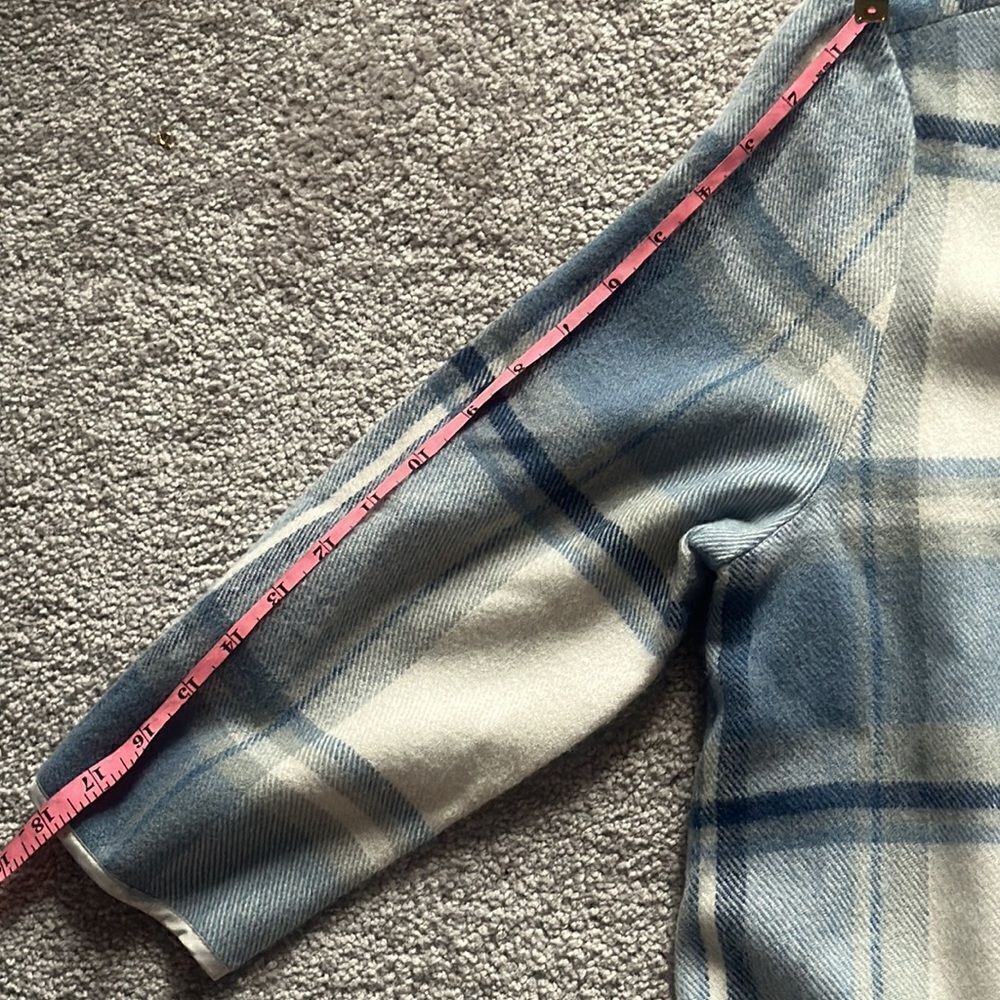 Multiples Plaid Jacket! - Picture 12 of 15